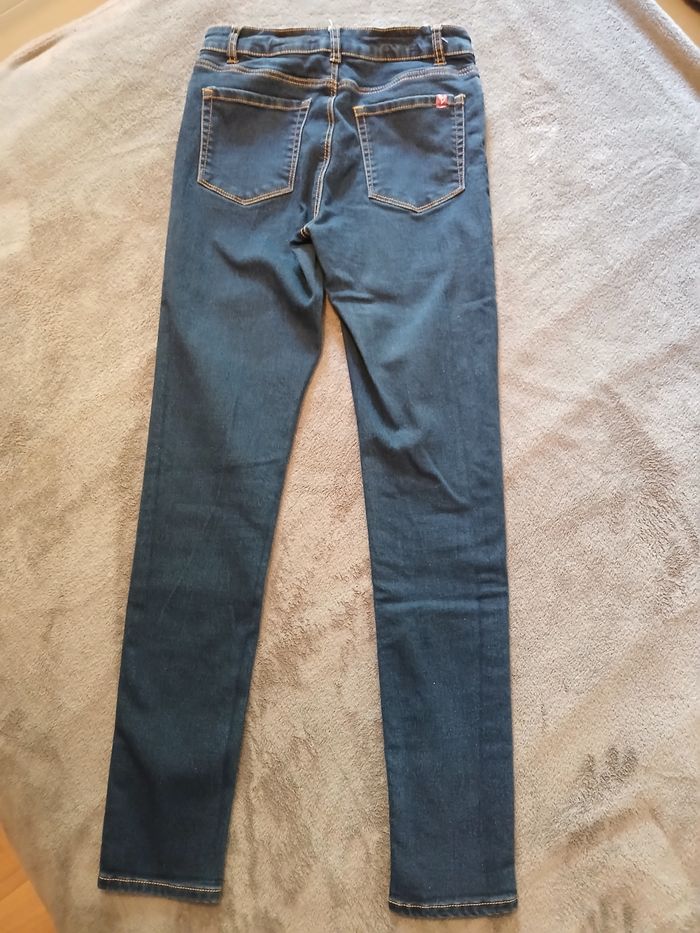 Jean 26 - photo numéro 2