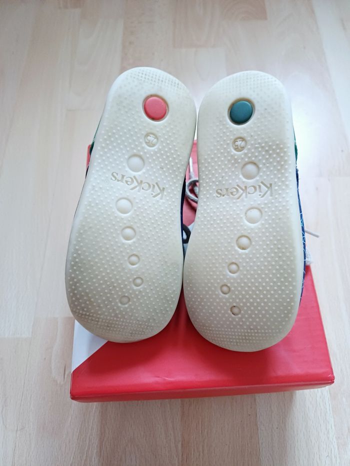 Kickers pointure 25 très bon état - photo numéro 5