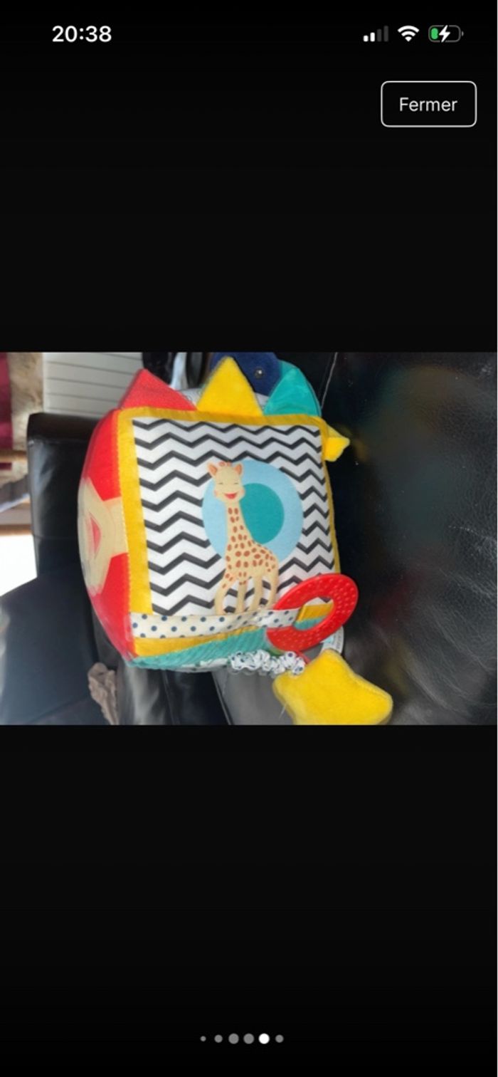 Maxi cube d’activités sensorielles Sophie la Giraphe - photo numéro 5