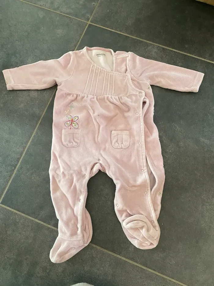 Gros lot de vêtements fille 9 mois 45 pièces - photo numéro 18