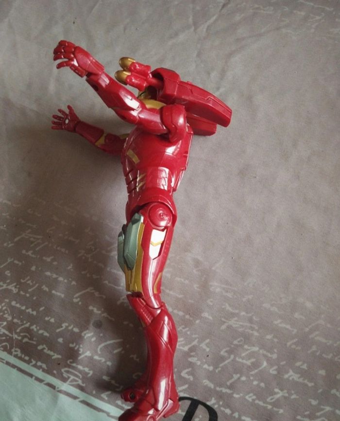 Figurine Iron man - photo numéro 4