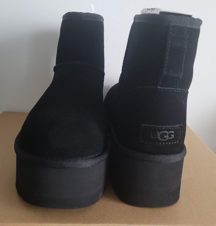 Ugg 40 noir plateforme - photo numéro 5