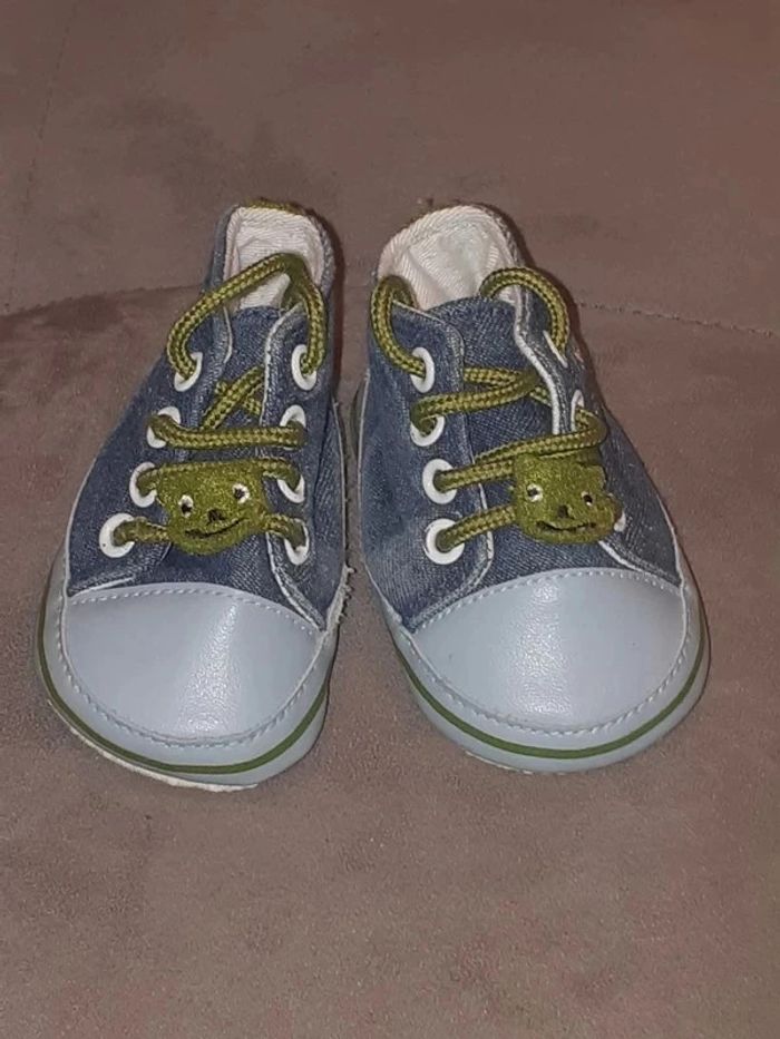 Chaussures bébé P. 17 - photo numéro 2