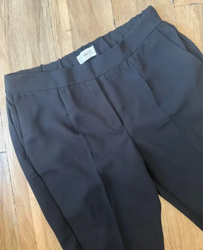 Pantalon noir Mango coupe carotte 7/8 – Taille L - photo numéro 2