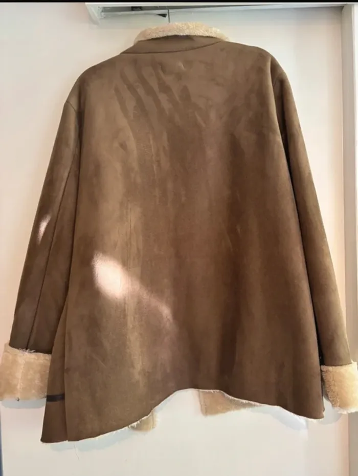 Manteau camel fourré style peau lainée – Taille L (42/44) - photo numéro 8