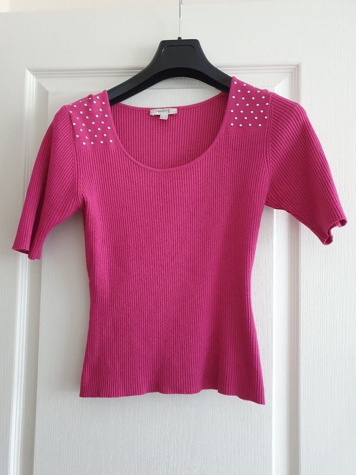 Haut fuchsia manches courtes 1 2.3 taille 34/36
