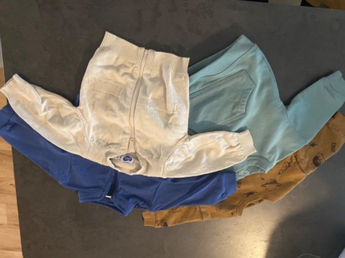 Lot pulls + gilet