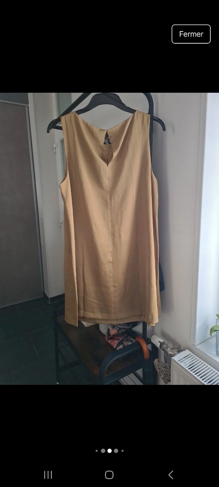 Superbe robe style sois neuve avc etiquette - photo numéro 7