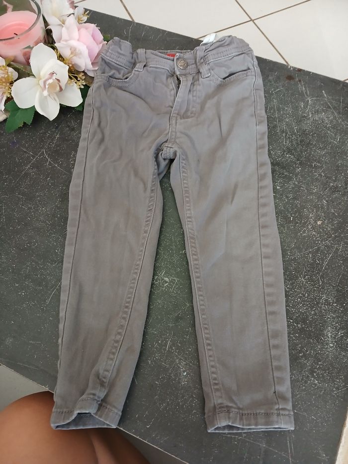 Jeans 3 ans - photo numéro 2