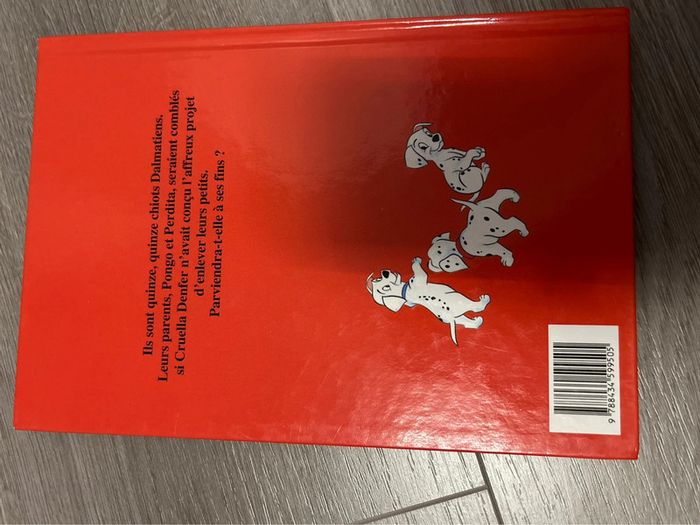 Livre Disney 101 dalmatiens - photo numéro 2
