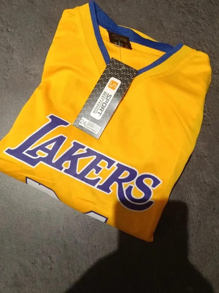 Tenue NBA Los Angeles Lakers Kobe Bryant jaune. T.24 - photo numéro 4