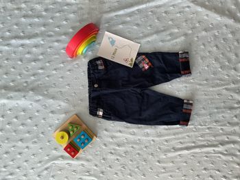 pantalon léger marine revers orange et blanc taille réglable 12 mois u tout petits