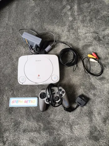 Console ps one mini