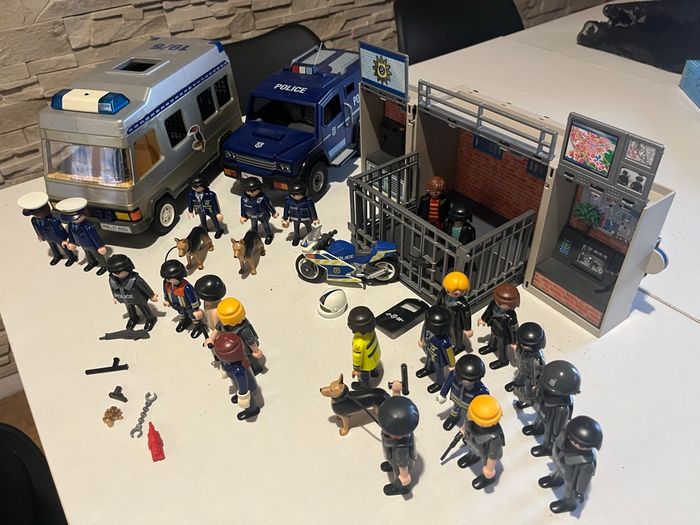 Lot playmobil police - photo numéro 3