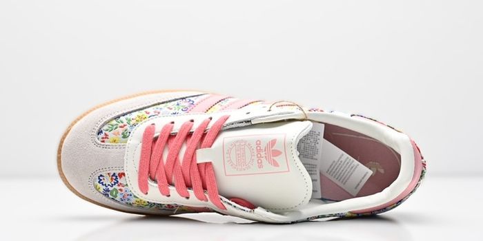 Baskets Adidas WB Samba T37 1/3 - neuves - photo numéro 2