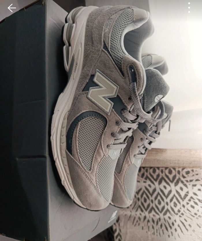 Baskets New Balance taille 45 - photo numéro 5