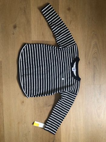 Tee-shirt petit bateau neuf taille 4ans 