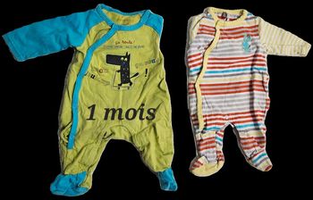 Lot 2 pyjamas légers 1 mois