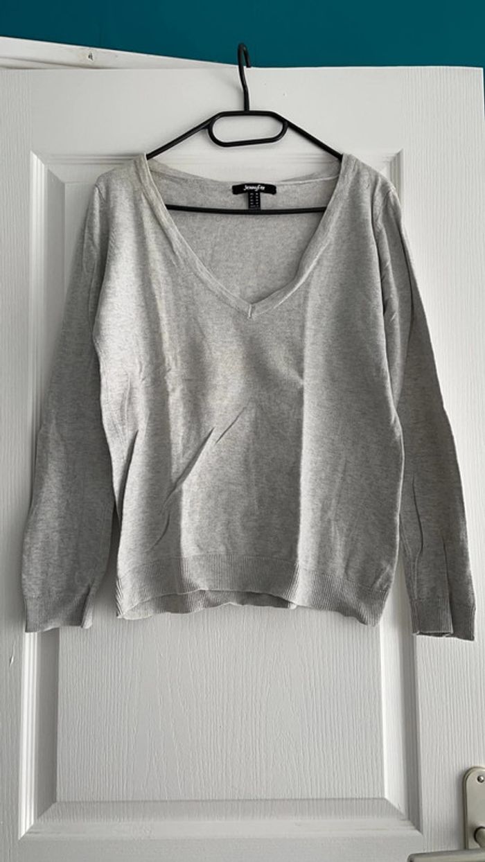 Pull gris