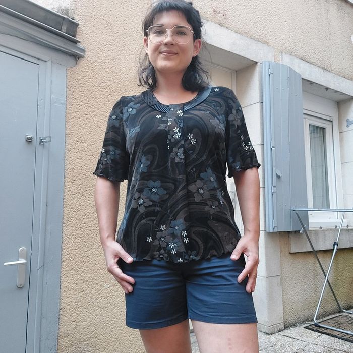 Joli haut pour L/XL - photo numéro 2