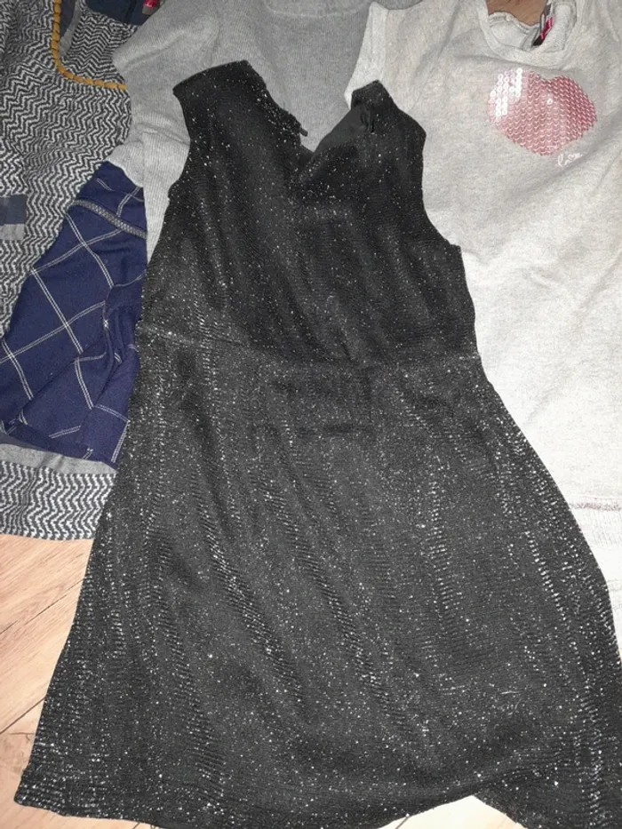 Robe noire de soirée 5 ans - photo numéro 2