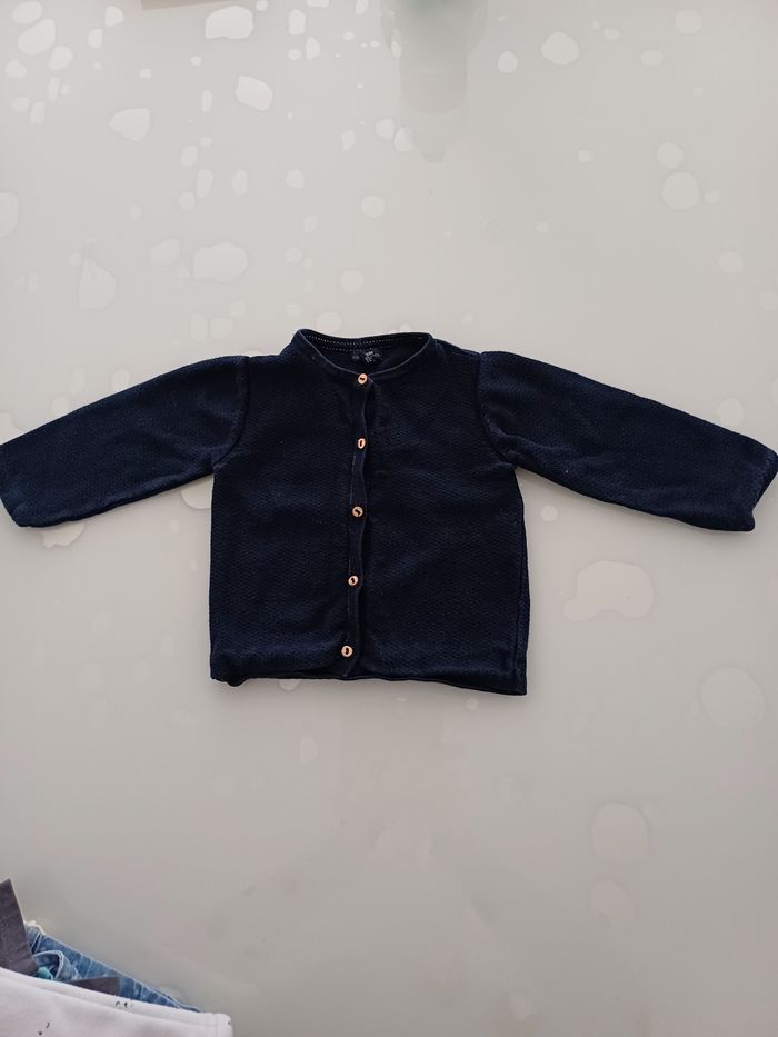 Gilet taille 12 mois