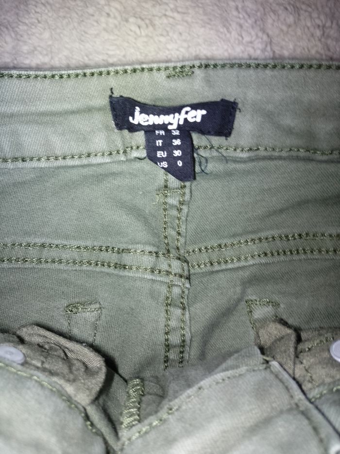 Jean troué - photo numéro 3