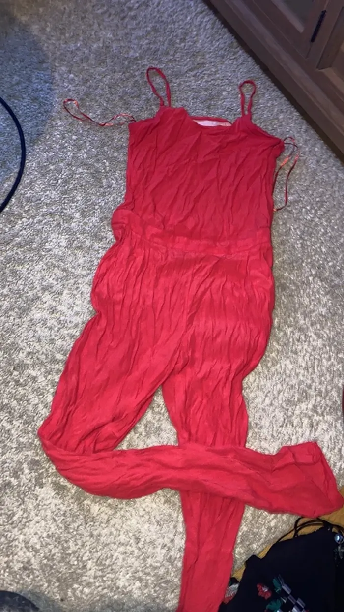 Combinaison pantalon rouge