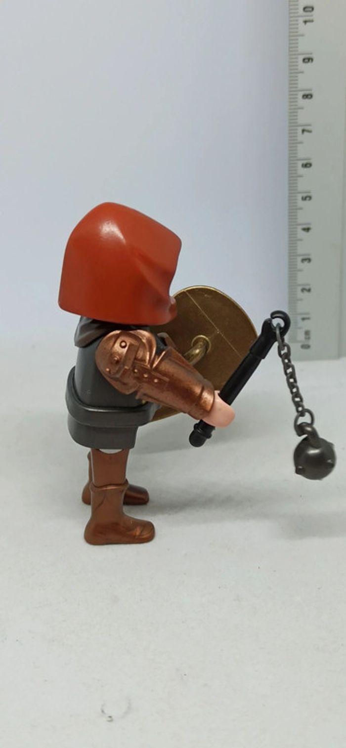 Homme chevalier avec capuche et bottes marron playmobil - photo numéro 2