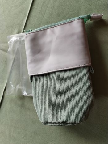 trousse ergonomique verte