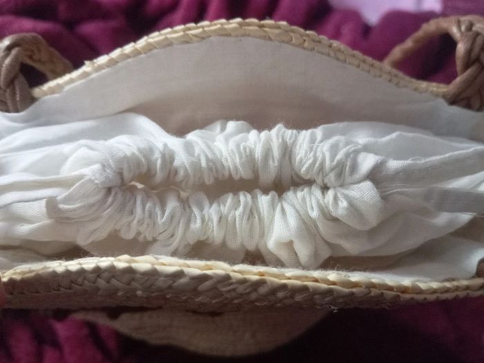 Magnifique sac original en forme chapeau Neuf Giada - photo numéro 6