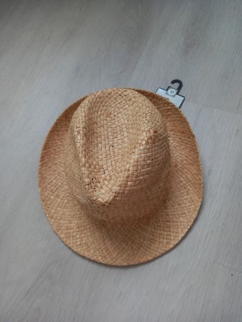 Chapeau en paille C&A taille 57 neuf