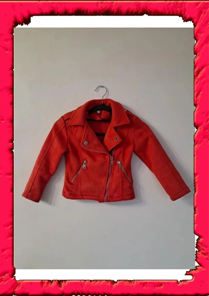 Jolie veste habillé en daim 6 ans