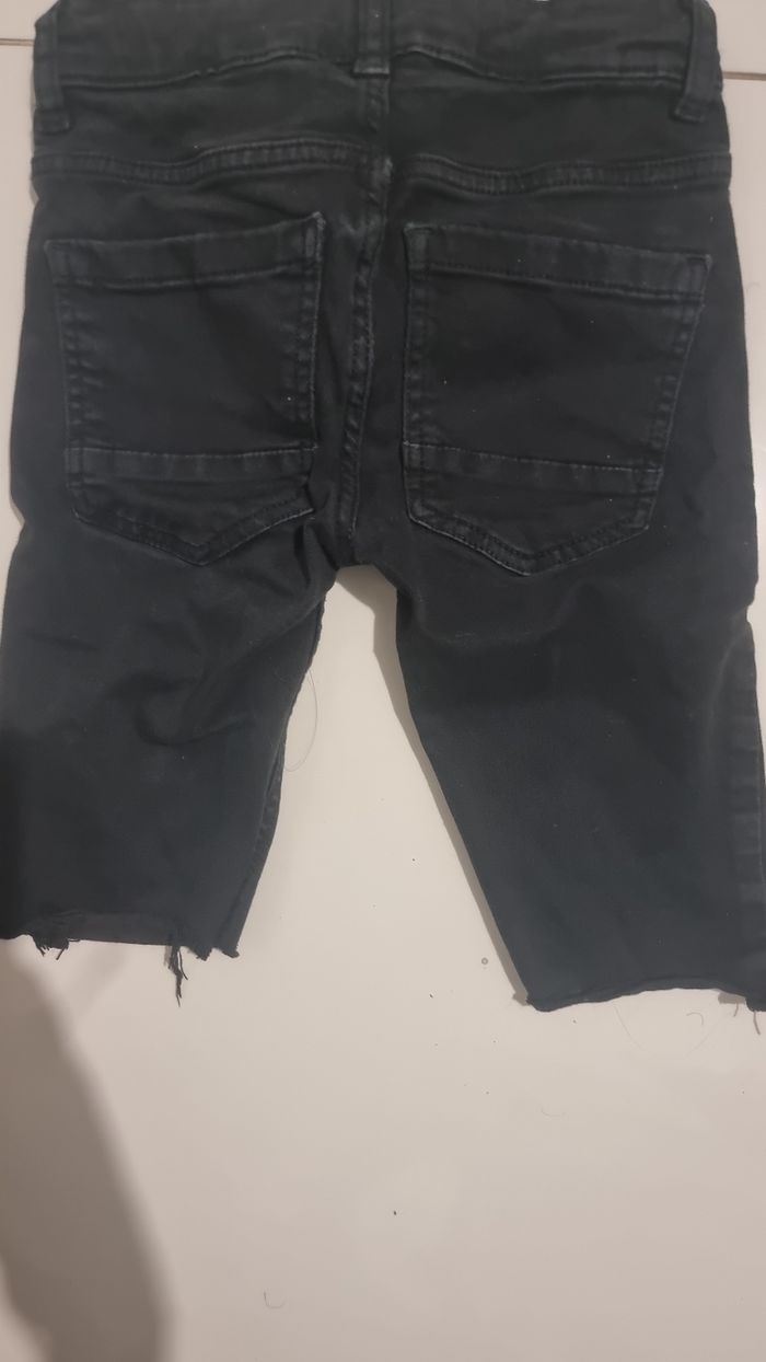 Pantacourt kiabi enfant taille 6 ans - photo numéro 2