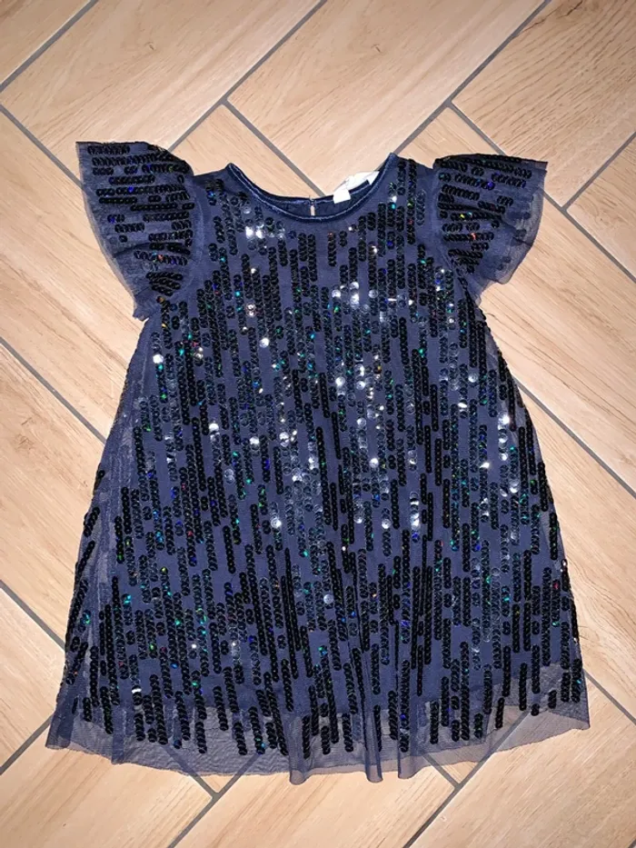 Robe à sequins - photo numéro 2