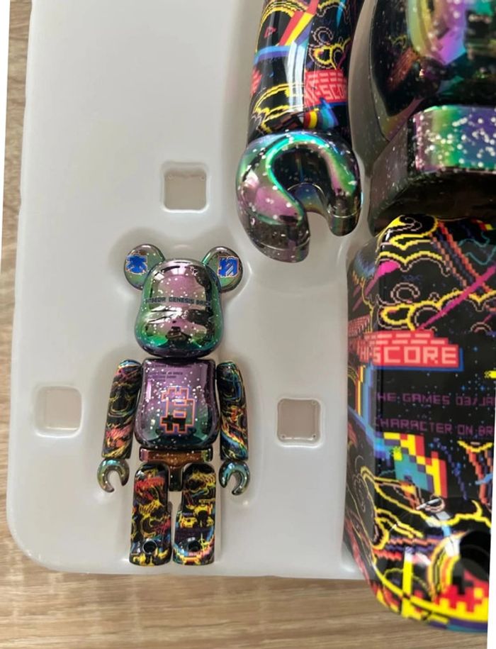Bearbrick Excalibur Satoshi 400% + 100% - photo numéro 2