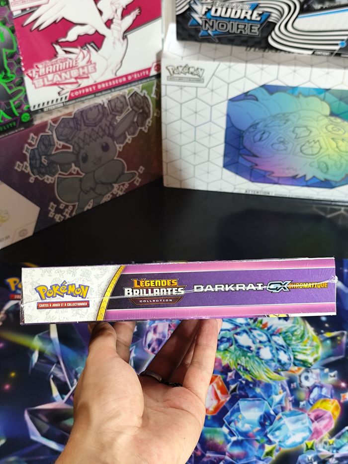 Coffret Darkrai-GX chromatique Légendes brillantes SL3.5 - photo numéro 3