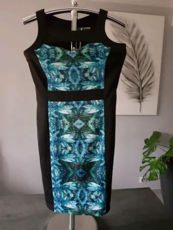 Robe  38 neuve