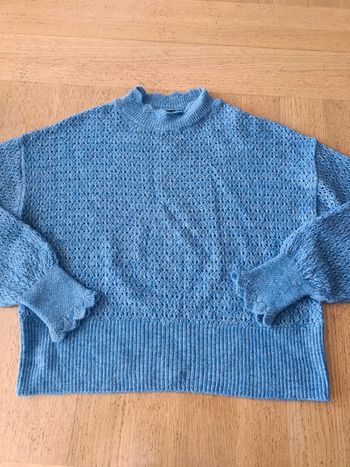 Pull bleu ajouré Kiabi taille 38