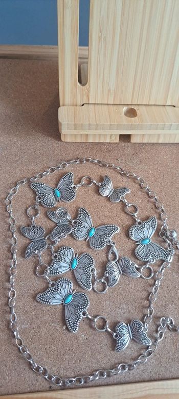 Ceinture métal papillon tour de taille minimum 70 cm maximum 140 cm neuve
