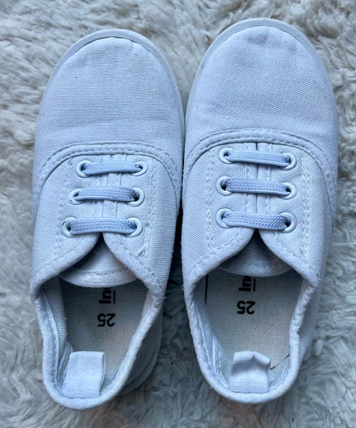 Chaussures 25 In Extenso