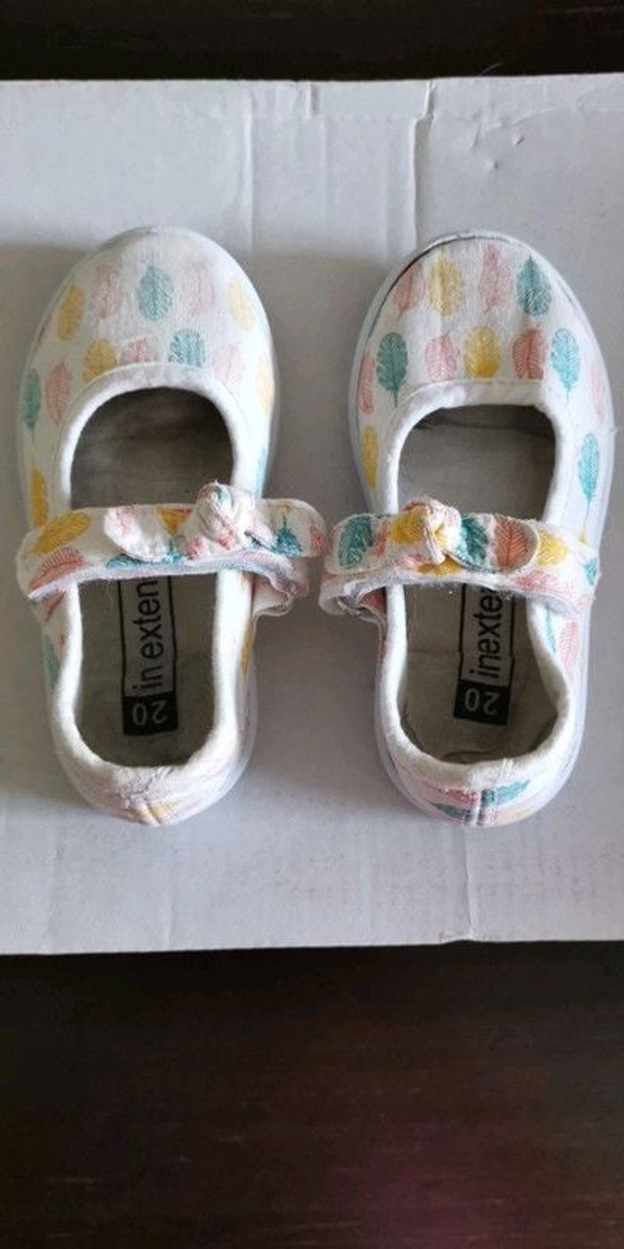 Chaussures en toile 20