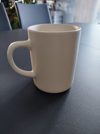 Mug blanc cassé NEUF