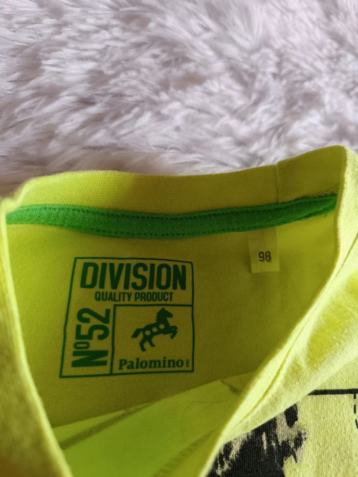 Tshirt vert fluo " the unusual suspects " T. 98 cm Palomino - photo numéro 4