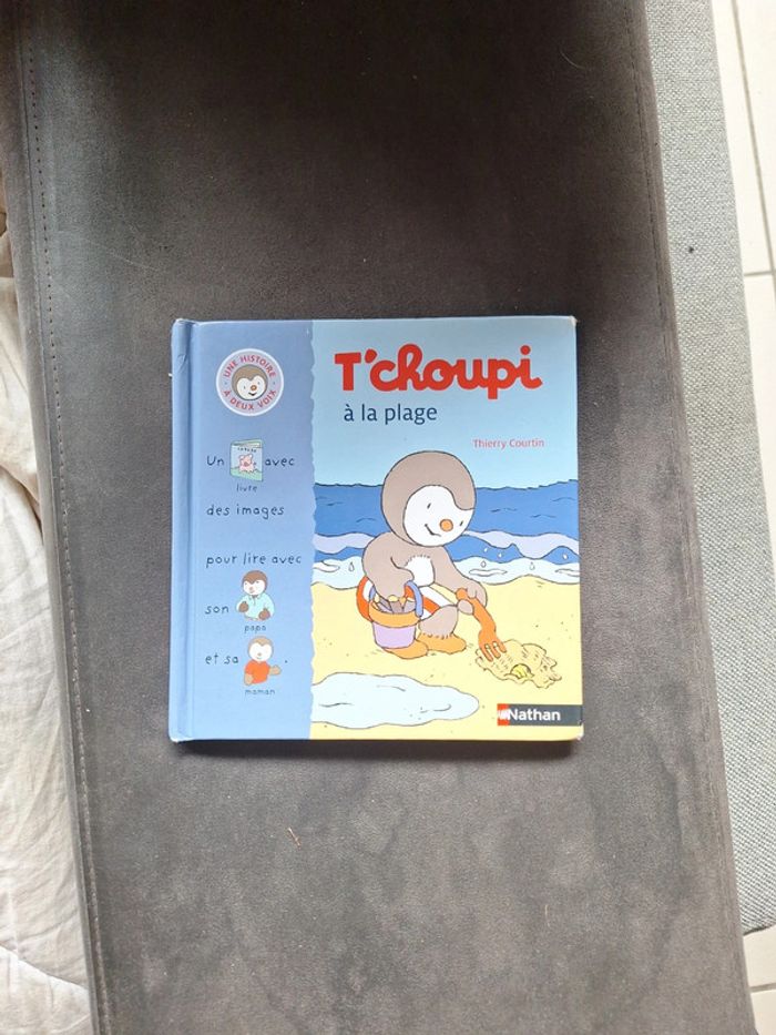 Tchoupi à la plage