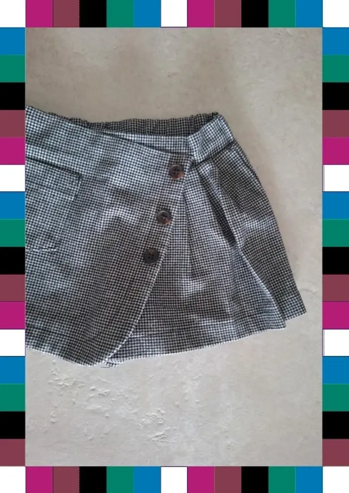 Jupe short 3 ans - photo numéro 2