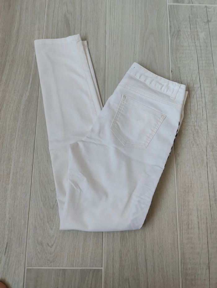 Pantalon blanc - photo numéro 5
