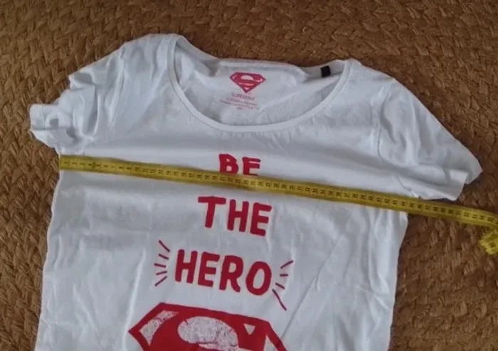 Tee-shirt taille M superman neuf   100% coton - photo numéro 8