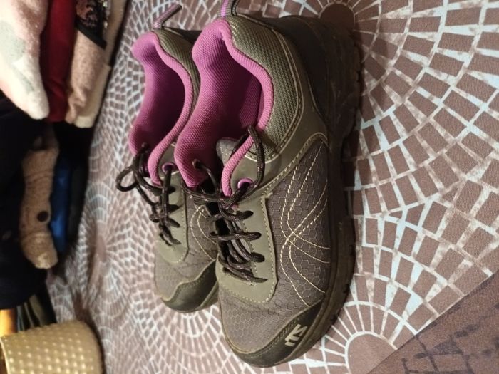 Baskets fille pointure 34 its - photo numéro 2