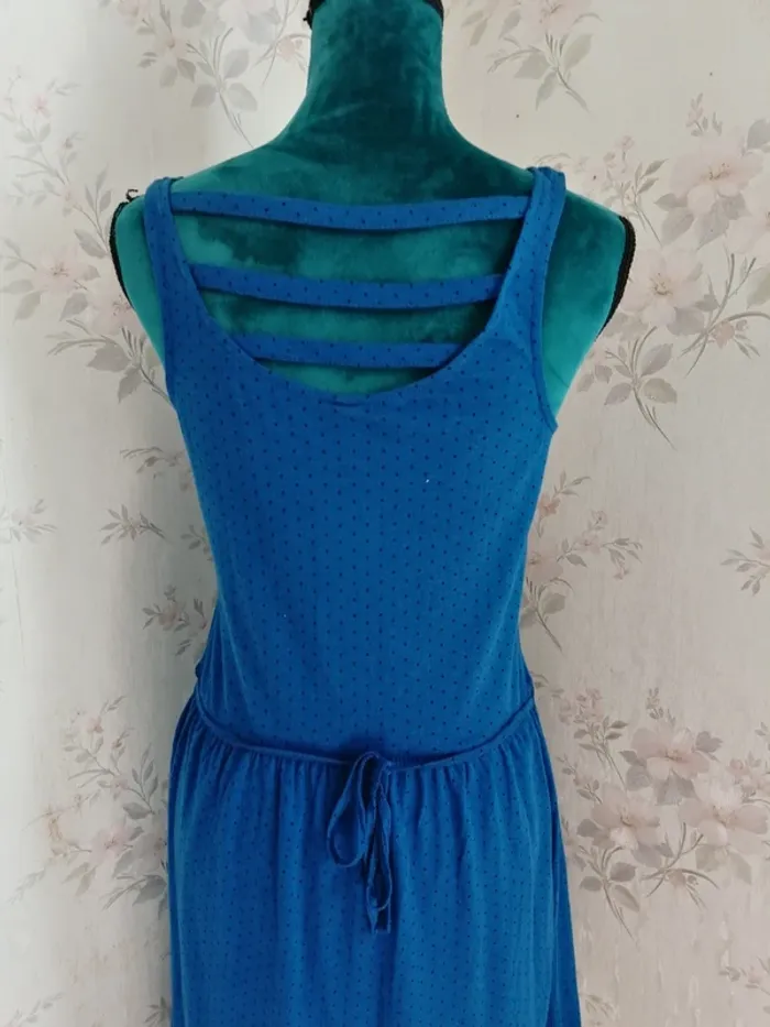 Robe sans manches bleu à pois noir lien à nouer découpes dans le dos / sans marque / (42-44) - photo numéro 6
